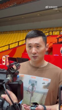 刘炜：赵睿膝盖和跟腱出了一些问题 需要康复一段时间